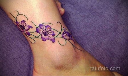 Тату на ноге