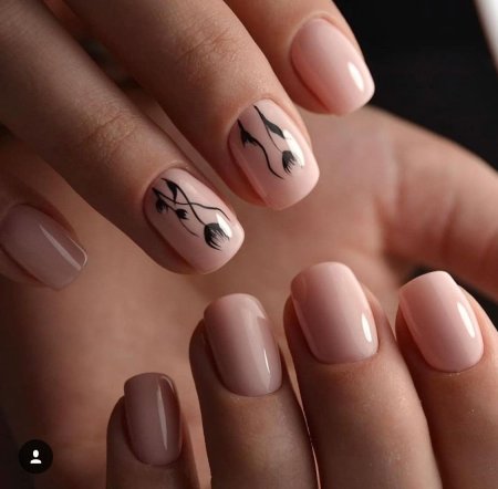 Маникюр с рисунком