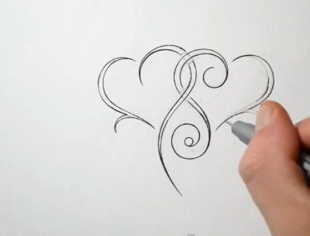 Красивое сердце карандашом