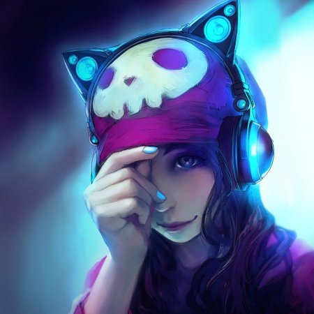 Аниме девушка в шапке