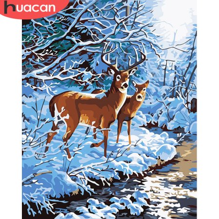 Олень в зимнем лесу