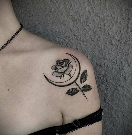 Тату на плече женские маленькие