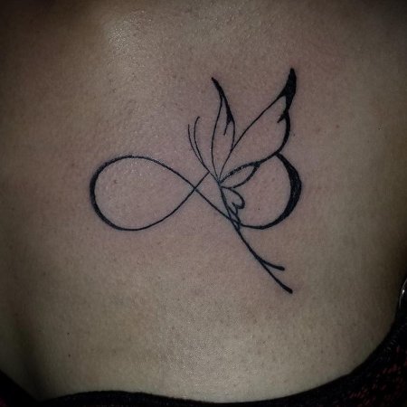 Тату для девушек маленькие красивые на лопатке