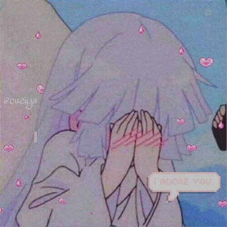 Аниме держит сердце в руках