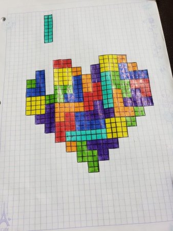Маленькие рисунки в клеточку в блокноте