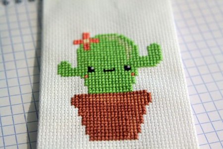 Кактус по клеточкам в тетради