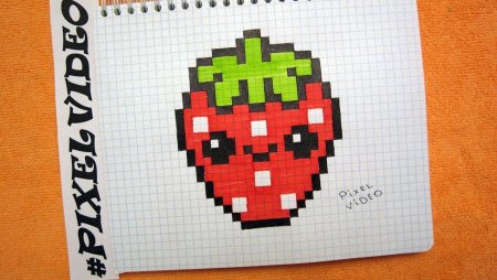 Клубника по клеточкам в тетради