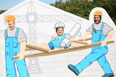 Строители празднуют