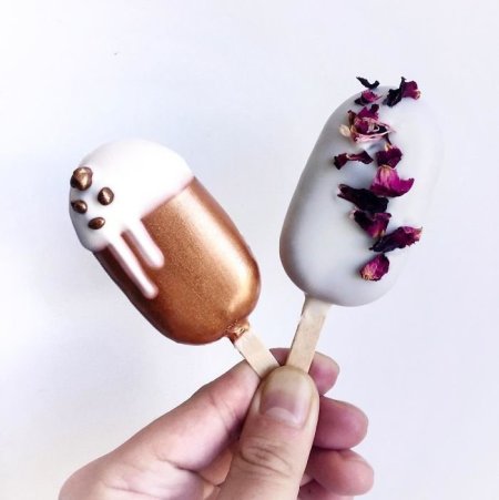 Муссовое пирожное эскимо