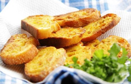 Гренки с сыром