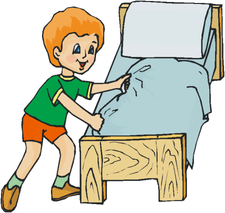 Мальчик заправляет кровать