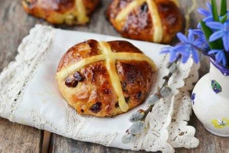 Hot Cross buns церемония