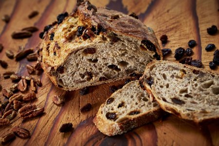 Красивый хлеб с добавками