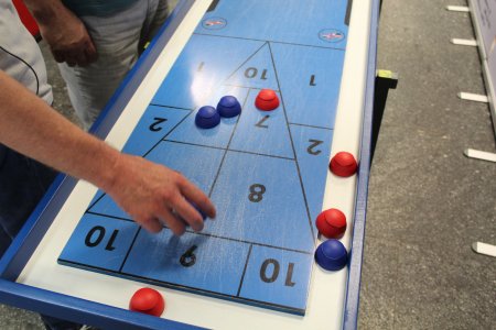 Новус джакколо и шаффлборд