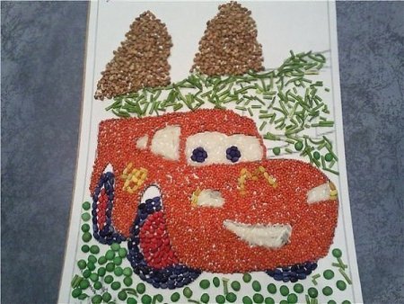Поделка машинка из крупы