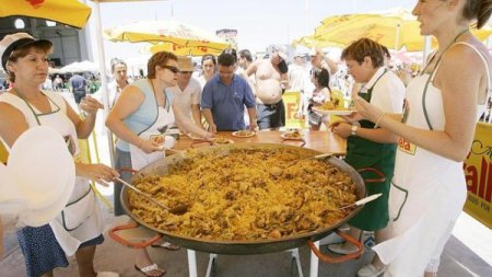 Всемирный день валенсийской паэльи