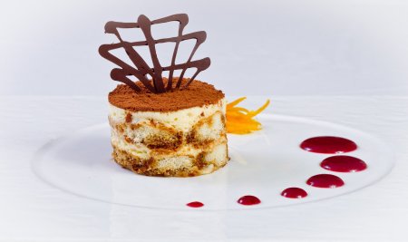 Тирамису подача