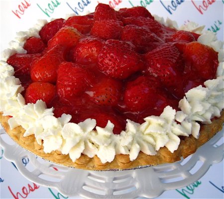 Пирог клубника со сливками