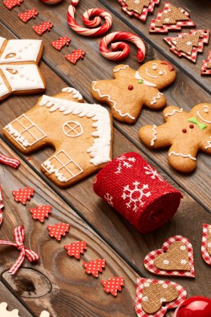 Печенье на столе