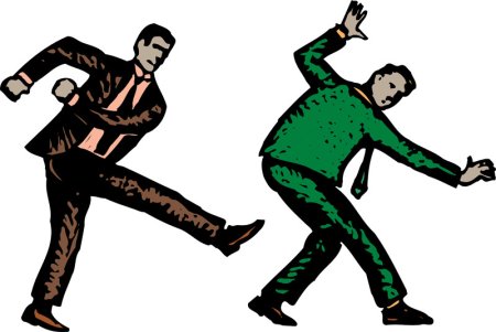 Пинок человеку