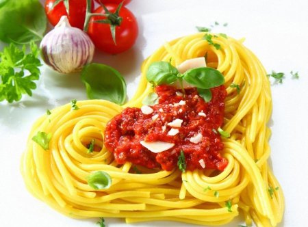 Фетучини неаполитано