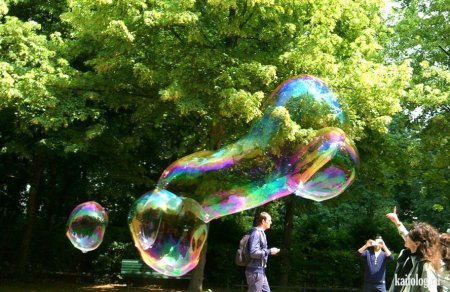 Самый большой мыльный пузырь