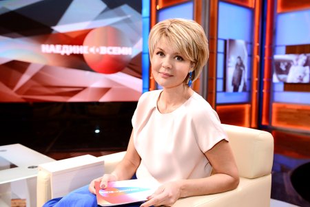 Юлия Меньшова стрижка 2021