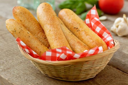 Торт из хлебных палочек