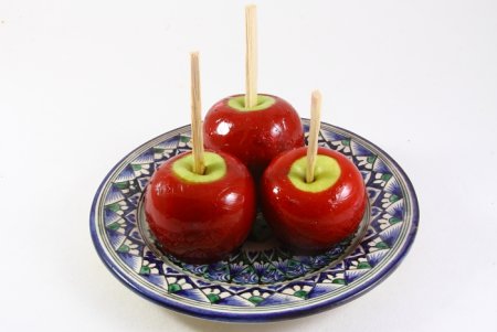 День яблока в карамельной глазури