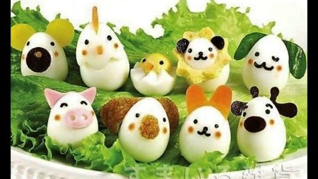 Украшение из перепелиных яиц