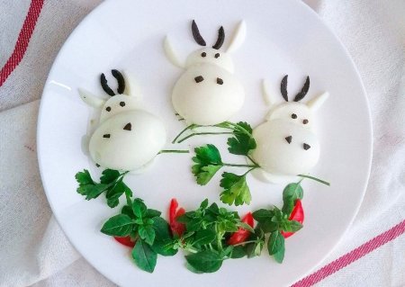 Салат в виде кролика