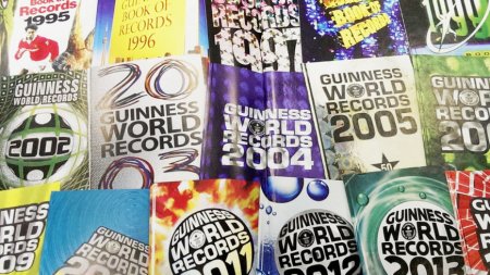 Книга рекордов Гиннесса обложка