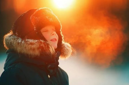 Пар изо рта на морозе