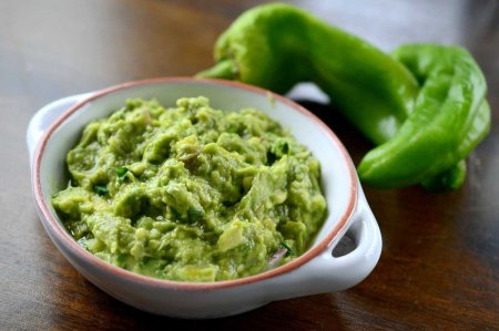 Гуакамоле "3 перца" 0,5