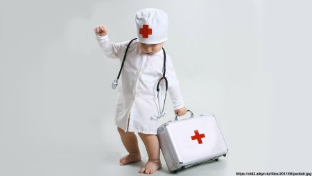 С днем педиатра