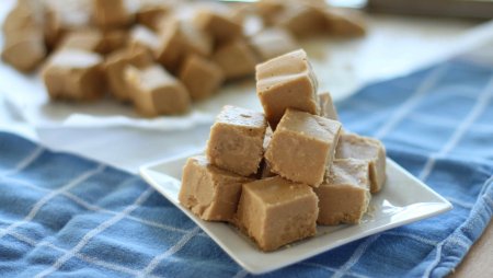 (Peanut Butter Fudge Day) в США